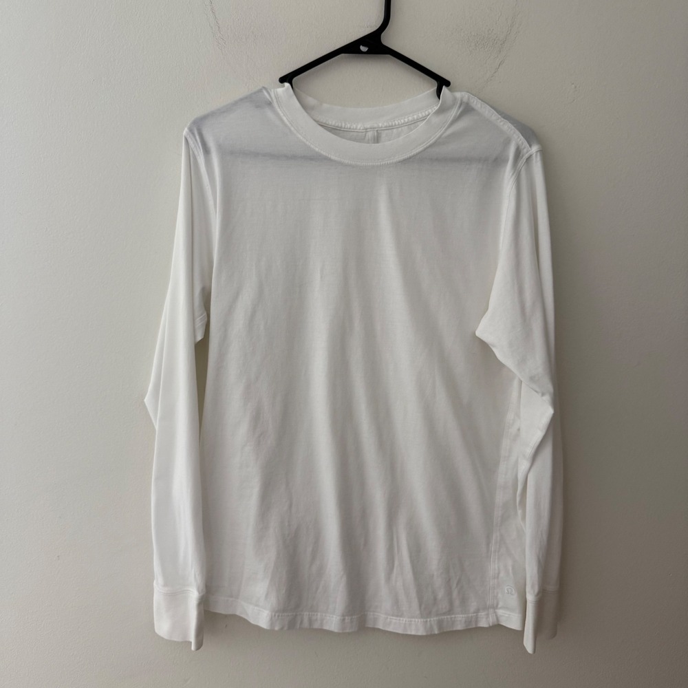 Lululemon All Yours long sleeve tee White Long Sleeve Relaxed Fit Crew size 4/6